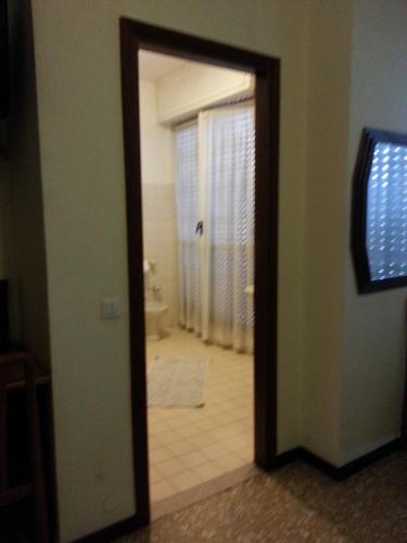 Hotel Lombardia - image 14