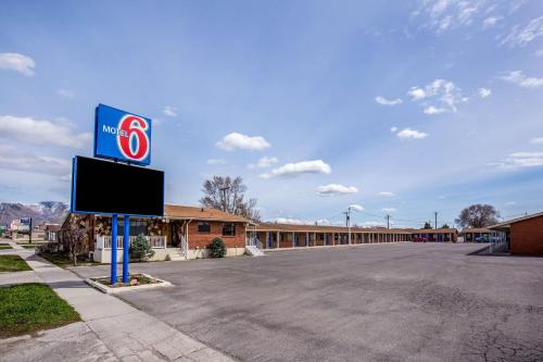 Motel 6-Tremonton, UT