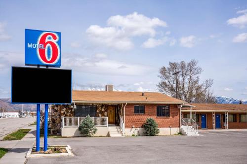 Motel 6-Tremonton, UT