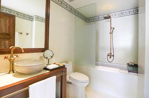 room detail thumbnail 2