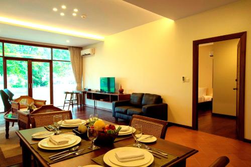 Facilities, Emerald Palace Hotel in Nay Pyi Taw