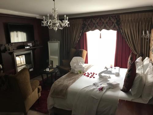 Eagle Rock Executive Guest House Room Type - Suite
