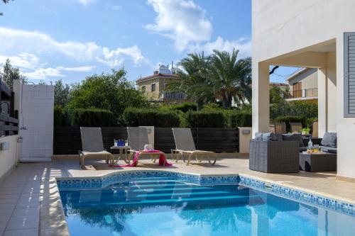 Villa Mesogeios 39 - image 4