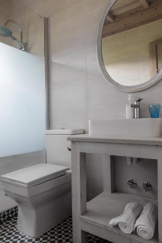 La Figal de Xugabolos, Salas