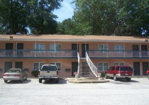 Magnolia Beach Inn - Fairhope – Fairhope, AL
