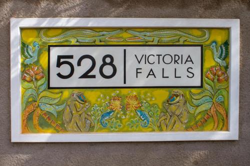 528 Victoria Falls Guest House