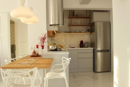 Pinehouse King Suite in Nikiti