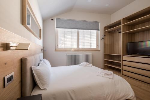Two-Bedroom Apartment image 2