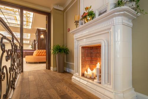 Garden Street Hotel - image 14