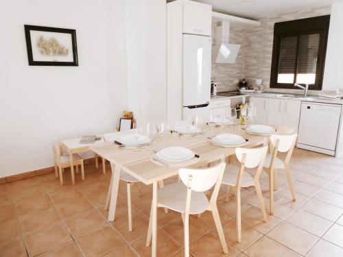 Koplietošanas atpūtas telpa ar TV, Casa Rural pitas Payas in Hita