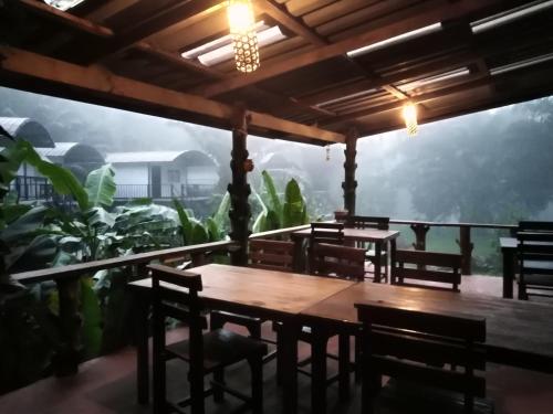 Khao Sok River Camp