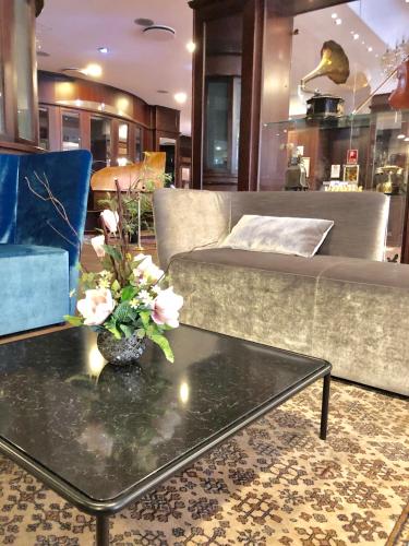 Hotel Mythos - image 12