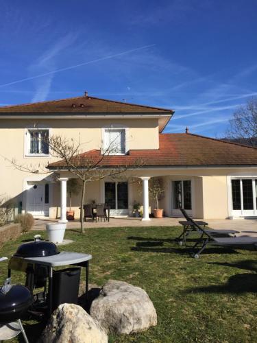 Villa l'Odyssée gîte à louer Mathonex