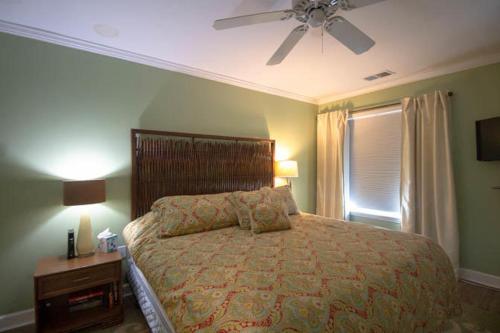 625 New Haven - One Bedroom Villa - image 4