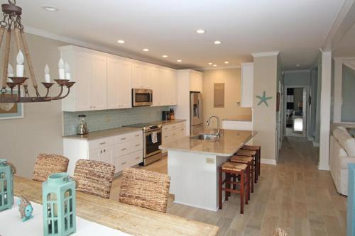 355 Ocean Point - Four Bedroom House - image 2