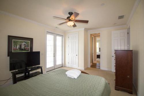 619 Dolphin Road - Six Bedroom House - image 9