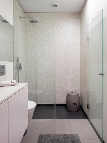 Apartment image 10
