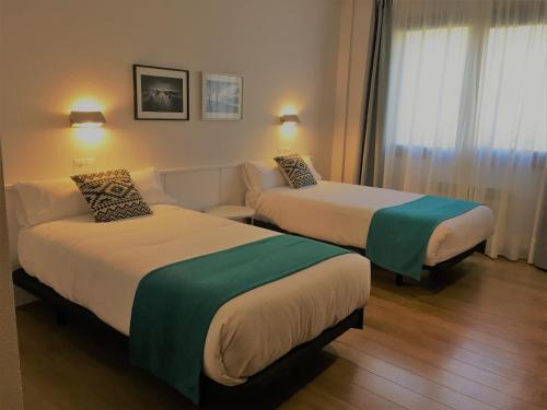 Hotel Elorrio Room Type - Twin Room