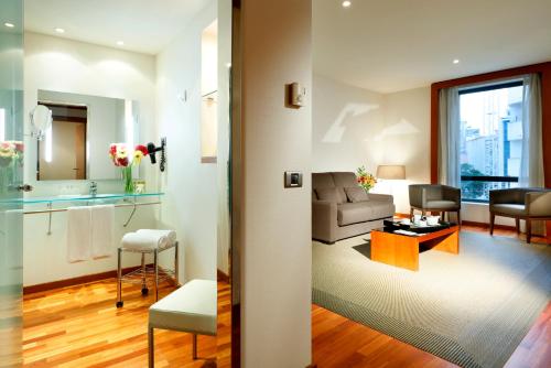 Eurostars Lisboa Parque - image 4