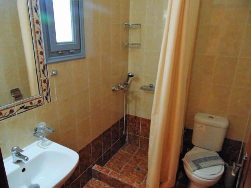 Lefteris Houses - image 7