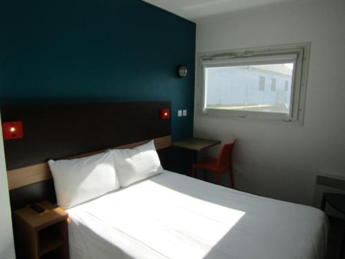 hotelF1 Nemours - image 14