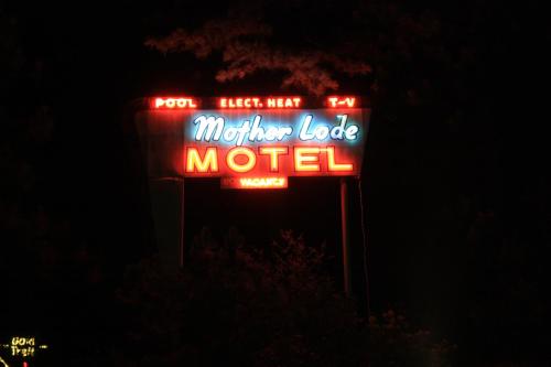 Mother Lode Motel