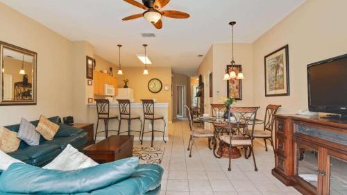 Minnies Townhouse - image 5