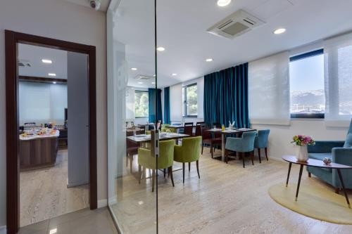 BB Residence - image 5