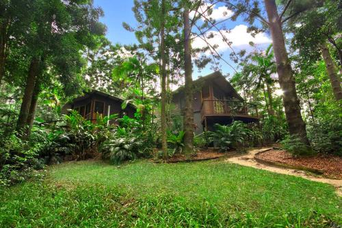 Entrance, Azabu Retreat and Spa in Byron Bay Surroundings