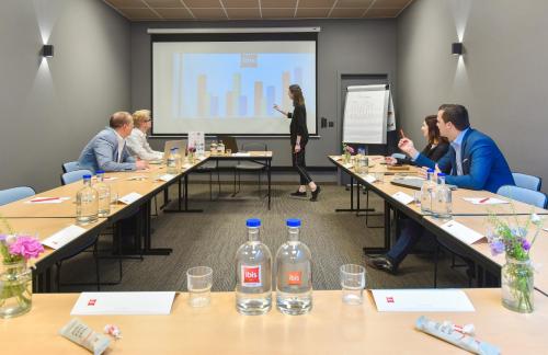 ibis Kortrijk Centrum - image 6
