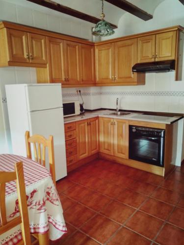 Casa Rural Lahuerta - image 4