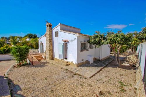 Three-Bedroom House image 6