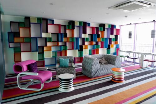 Great 1BR Aqua Livingstone with Netflix, Pool & Gym, Manila (fotografie 3)