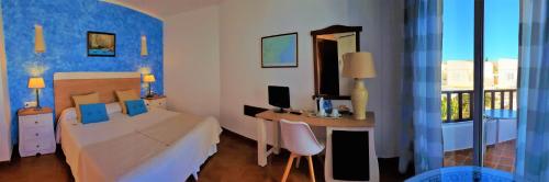 Hotel las Calas - image 3