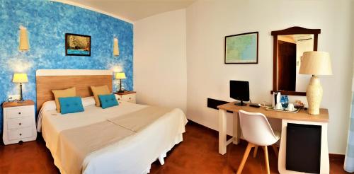 Hotel las Calas - image 4