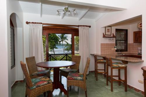 183895429 Club del Mar Oceanfront