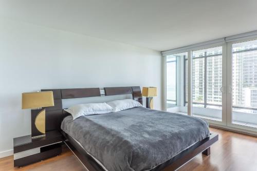 2 Bedroom Pearl in Downtown Miami