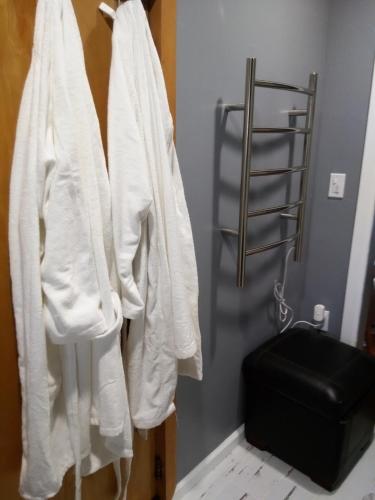 Off Broadway B & B - image 2