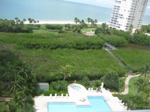 Condo with Pool near Beach