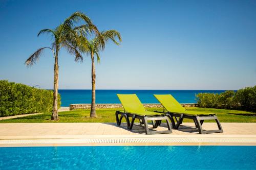  Lachania Villa Sleeps 7 Pool Air Con WiFi in Lachania