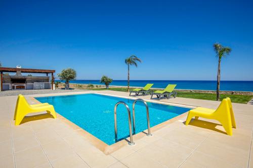  Lachania Villa Sleeps 7 Pool Air Con WiFi T769469 in Lachania