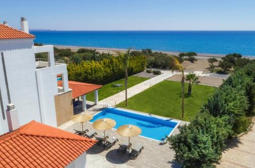  Lachania Villa Sleeps 8 Pool Air Con WiFi in Lachania