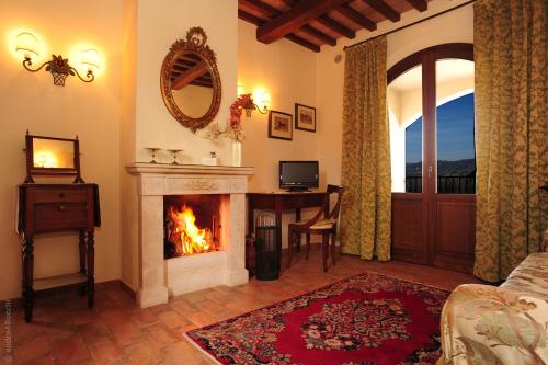 Hotel La Fonte Del Cerro - image 2