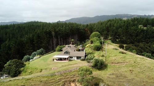 Näkymä ulkoa, Waiwurrie Coastal Farm Lodge in Whangaroa