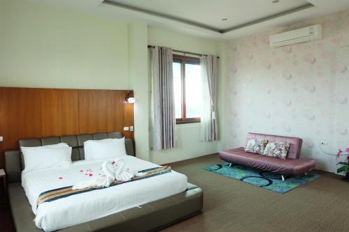 Gästrum, Chaophayathara Riverside Hotel in Chai Nat
