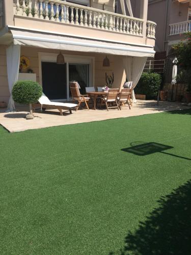 Hera’s House Hera’s House