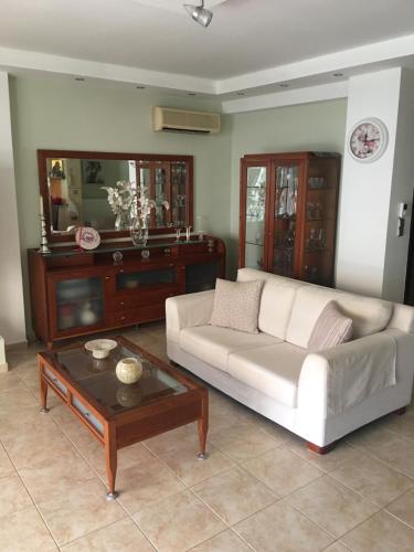 Hera’s House Hera’s House