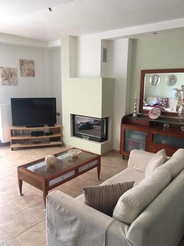 Hera’s House Hera’s House