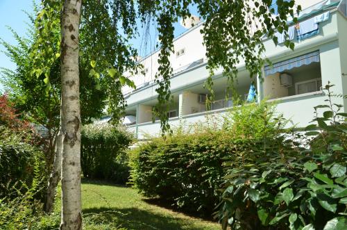  Appartamenti Pinewood, Pension in Bibione