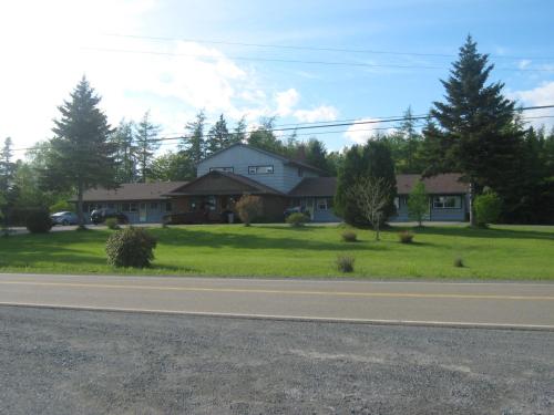 Ieeja, Sherbrooke Village Inn in Sherbrooke (NS)
